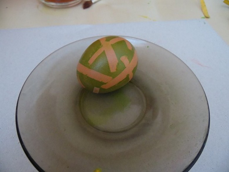 Как разукрасить яйца на Пасху фото-07