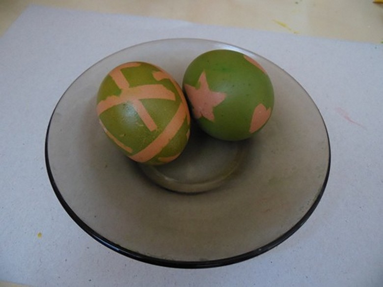 Как разукрасить яйца на Пасху фото-08