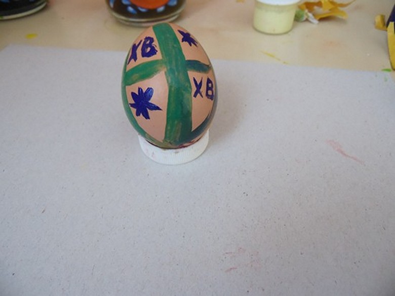 Как разукрасить яйца на Пасху фото-09