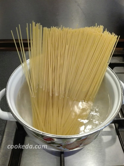 спагетти с овощами и соевым соусом-03