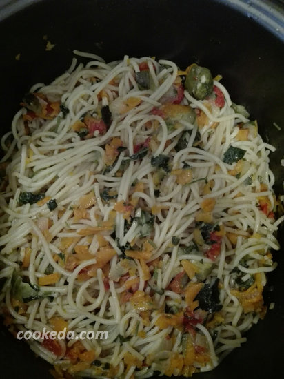 спагетти с овощами и соевым соусом-08