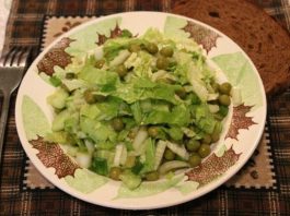 Салат «Зеленый» с пекинской капустой