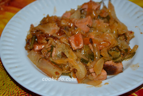 Солянка с колбасой и свежей капустой - пошаговый рецепт
