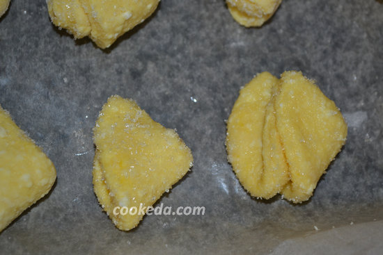 творожное печенье треугольники выпекать в духовке 20 минут