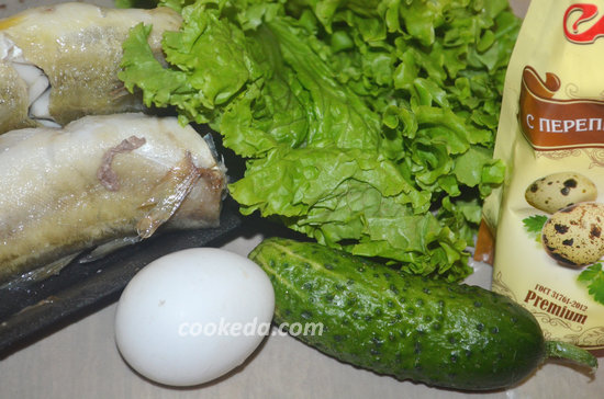 Рыбный салат из отварной рыбы с яйцом - ингредиенты