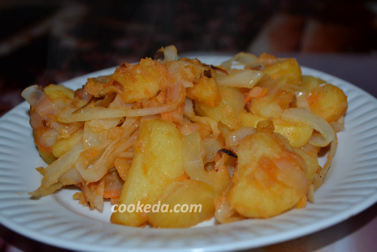 Домашняя солянка с капустой и картошкой