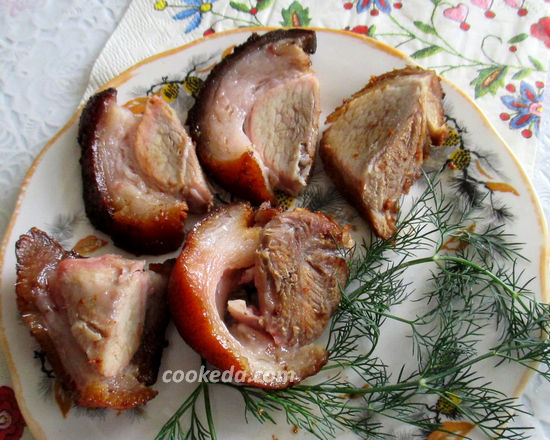 Рулька свиная запеченная в духовке в рукаве - пошаговый рецепт