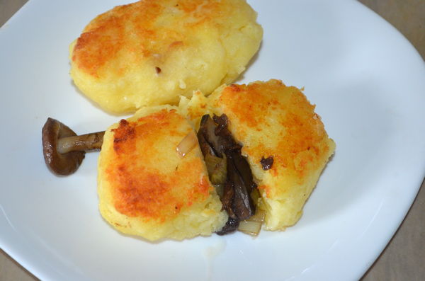 зразы картофельные с грибами - пошаговый рецепт с фото